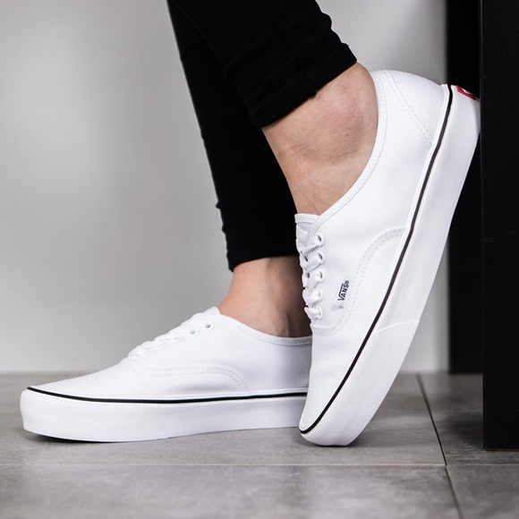 vans era white canvas